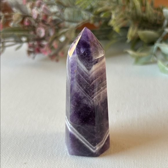 Other - 💎 Chevron Amethyst Crystal Tower - Purple Home Accent